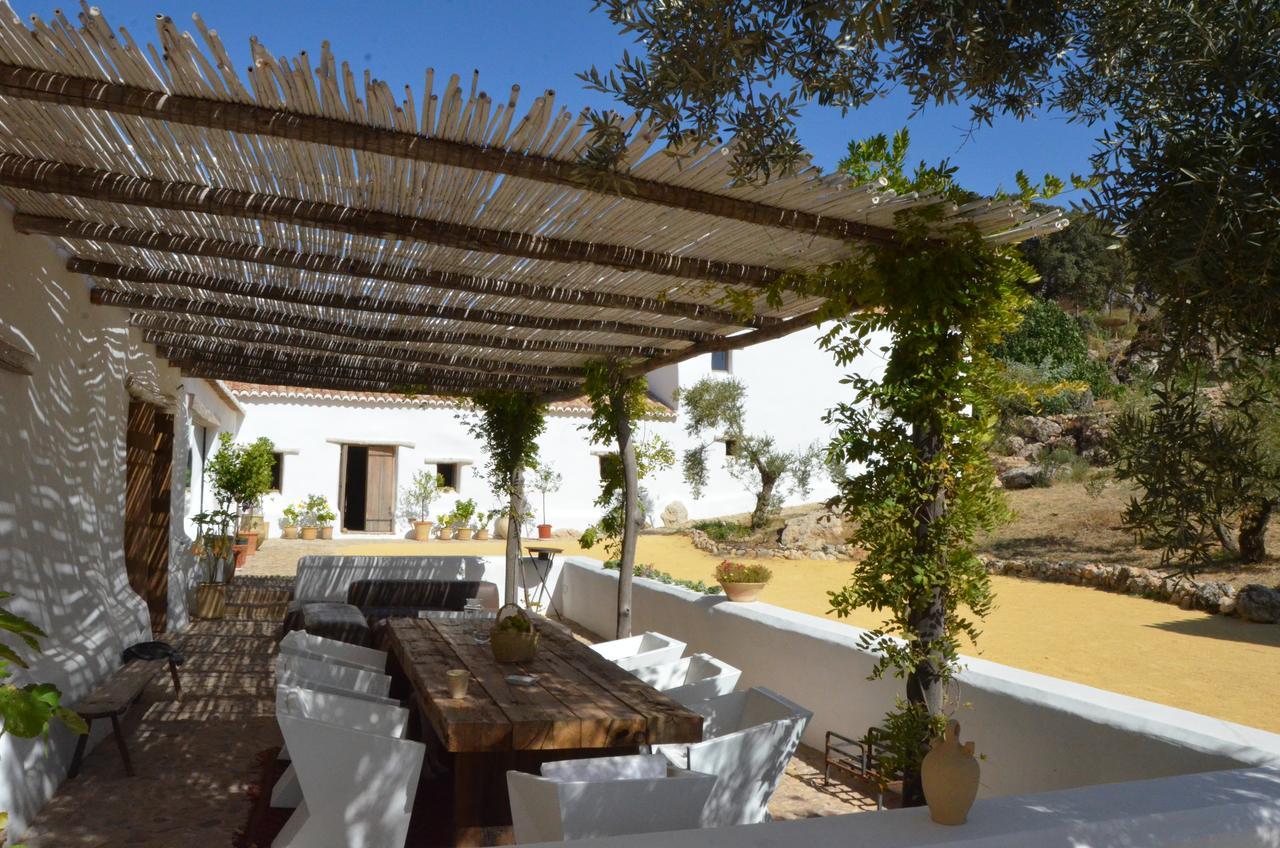 La Donaira Guest House Montecorto Bagian luar foto